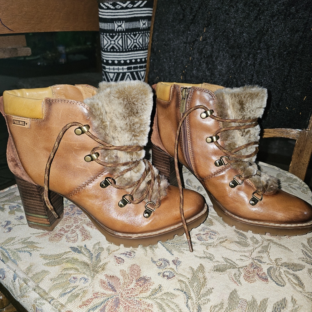 Fur-Lined Brown Ankle Boots
